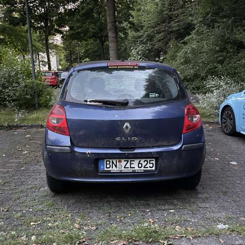 Bild zu gemeldetem Anliegen vom *2025-08-14 21:23:15
