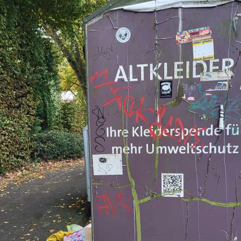 Bild zu gemeldetem Anliegen vom *2025-10-18 22:41:34