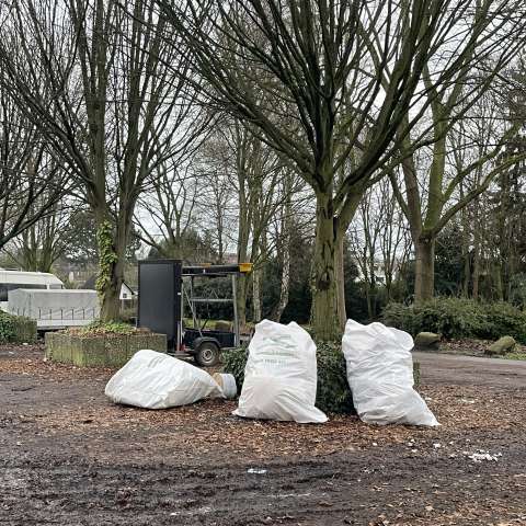 Bild zu gemeldetem Anliegen vom *2025-12-17 12:33:12