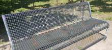 Graffiti Parkbank Rosengarten_Bild zu gemeldetem Anliegen vom *2024-06-28 13:09:45