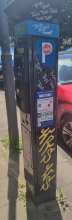 Graffiti an Parkscheinautomat Nr 2224 Bild zu gemeldetem Anliegen vom *2024-06-28 14:11:21