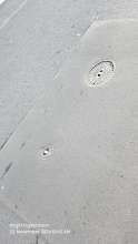 Deckel mit "TeerKleks"; Foto vom 2024.11.22 um ungefähr13:36:45
