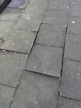 Lockere Gehwegplatte