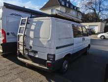 weißer VW ohne Kennzeichen