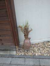 Porzellanvase gegenüber Tiergartenstr. 7