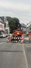 Fahrbahn blockier ohne baustellenrinrichtu g zu gemeldetem Anliegen vom *2025-08-16 06:36:18