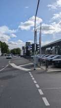 Bild zu gemeldetem Anliegen vom *2025-09-16 09:29:18, zu sehen ist die Fußgängerampel in Gehrichtung Humboldtstraße 