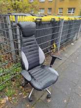 Bild zu gemeldetem Anliegen vom *2025-11-15 09:28:36