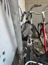 Bild Schrottrad (angekettet) vom *2025-11-03 12:30:37