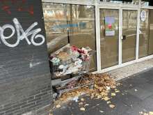 Bild zu gemeldetem Anliegen vom *2025-11-05 15:35:13 Auf der Luxemburger Straße vor dem alten Waschsalon 