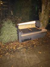 Sperrmüll am Zugang zur Friedensstr. 114/114a