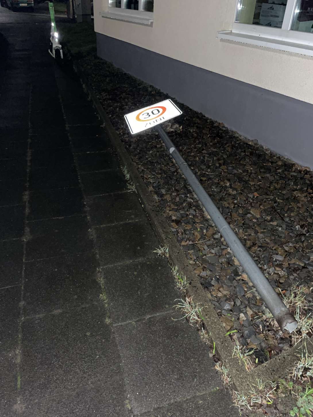 Bild zu gemeldetem Anliegen vom *2024-03-05 22:55:15