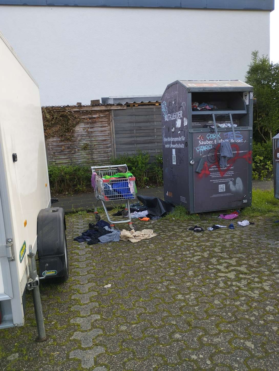 Bild zu gemeldetem Anliegen vom *2024-04-15 22:28:49