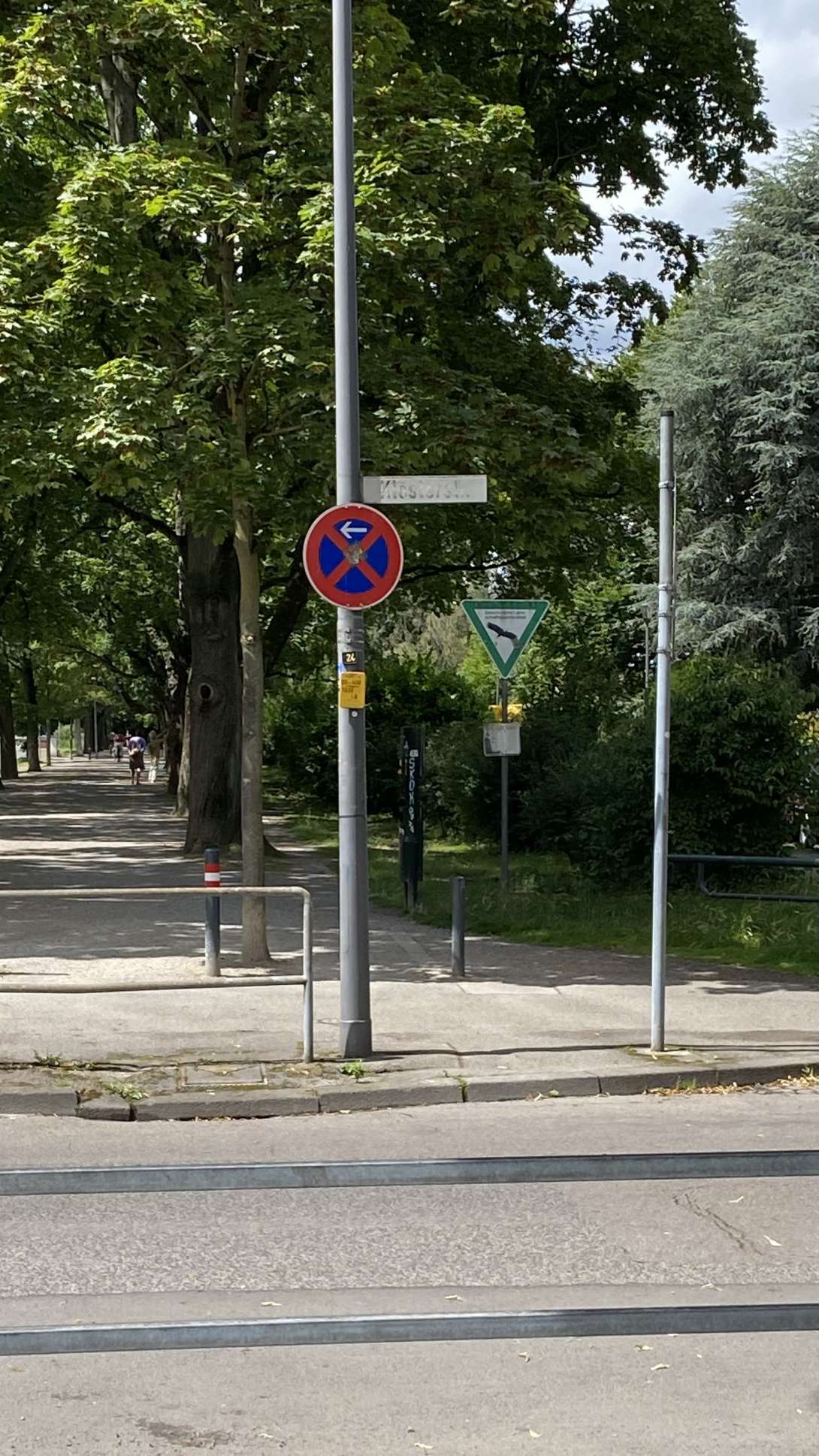 Bild zu gemeldetem Anliegen vom *2024-07-17 00:12:26
