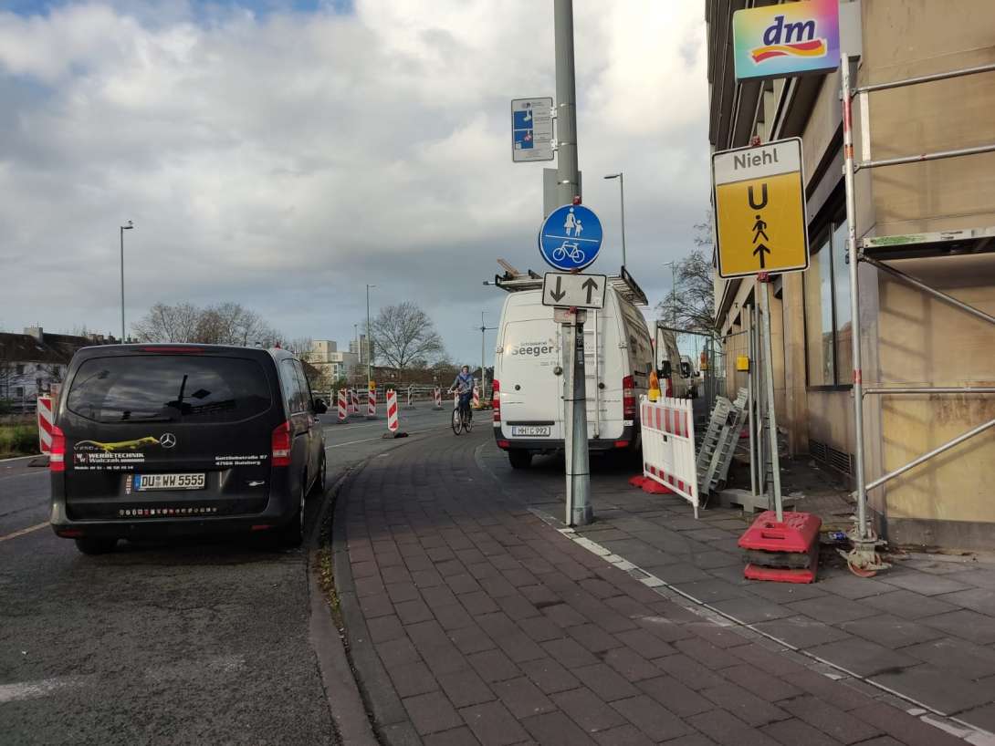 Bild zu gemeldetem Anliegen vom *2024-11-27 11:37:18