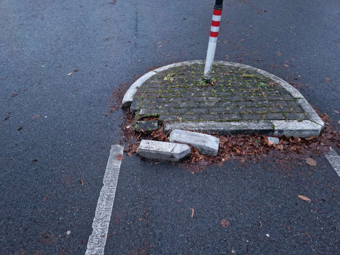 Bild zu gemeldetem Anliegen vom *2024-12-06 16:43:24