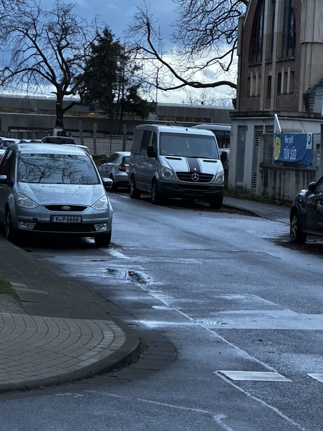 Bild zu gemeldetem Anliegen vom *2024-12-19 09:45:13