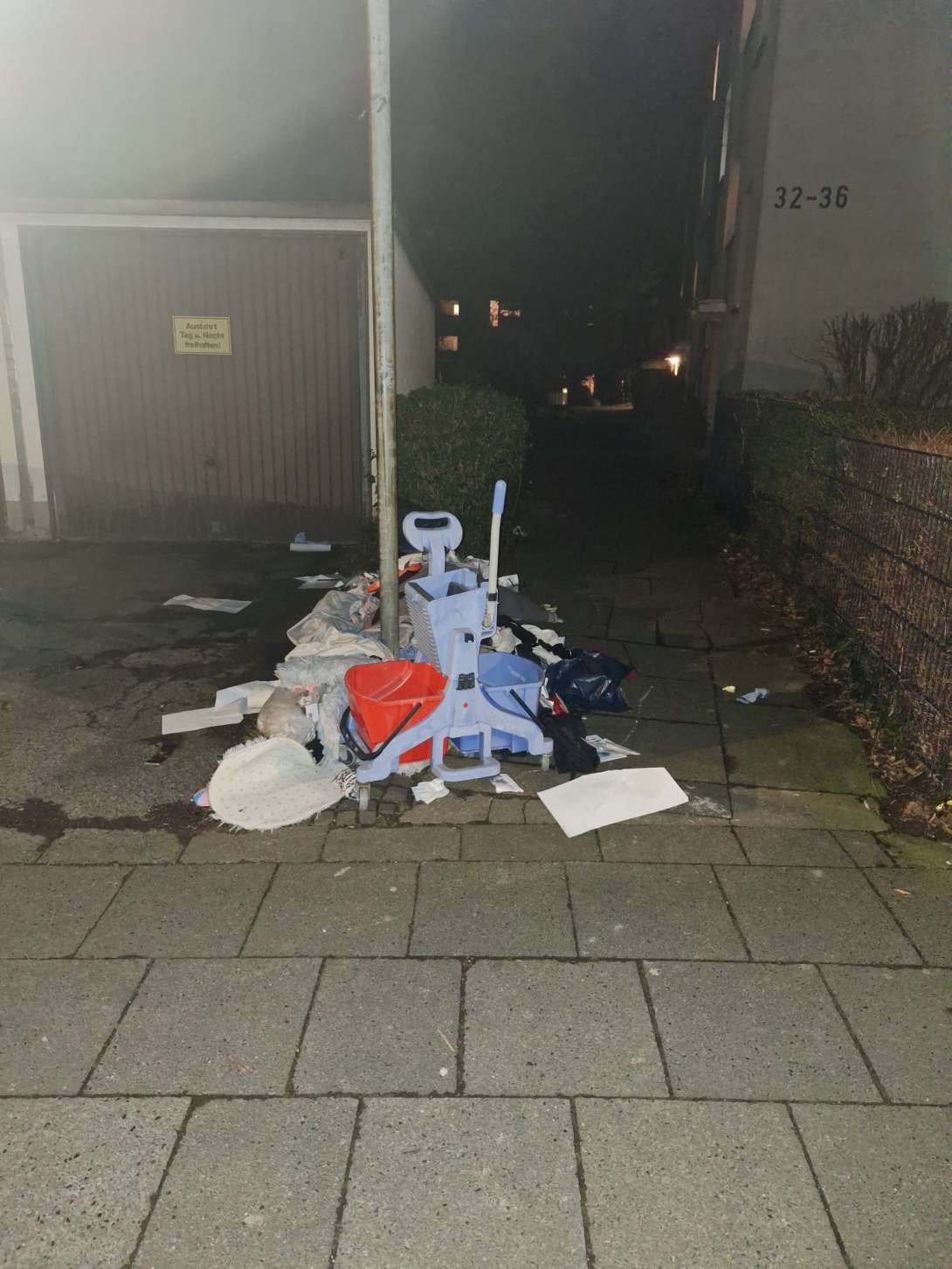 Bild zu gemeldetem Anliegen vom *2025-02-26 21:46:16