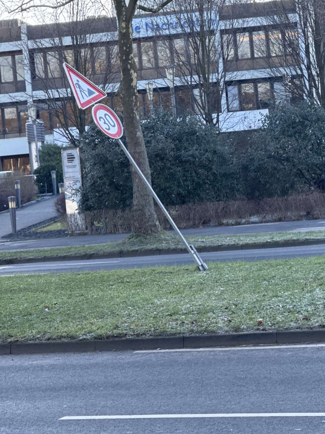Bild zu gemeldetem Anliegen vom *2025-02-03 07:57:16