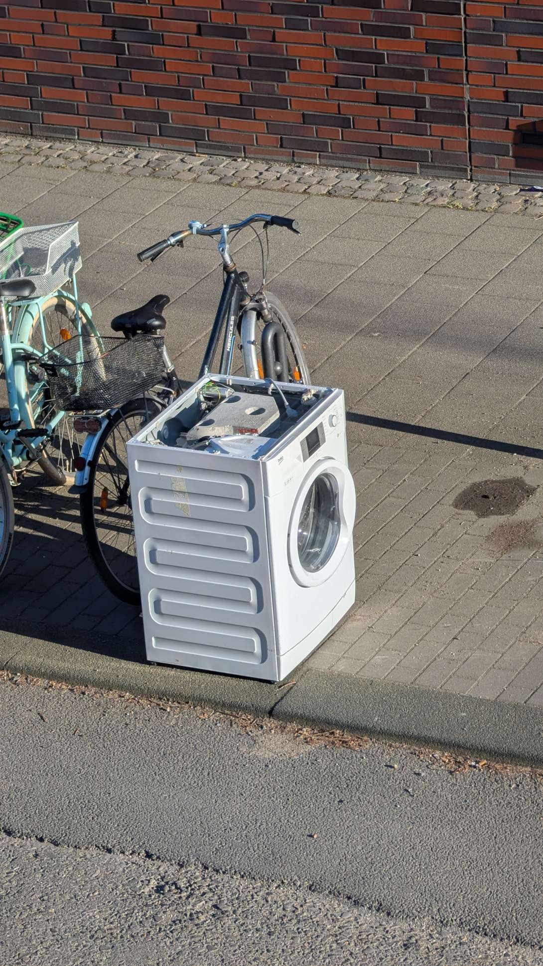 Bild zu gemeldetem Anliegen vom *2025-03-28 08:01:54