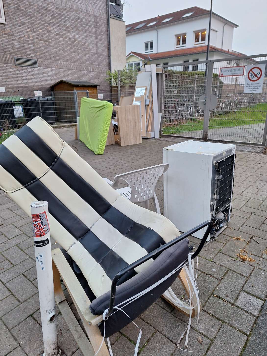 Bild zu gemeldetem Anliegen vom *2025-03-25 19:11:31