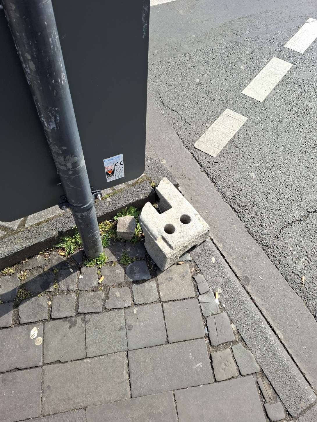 Bild zu gemeldetem Anliegen vom *2025-03-24 11:20:00