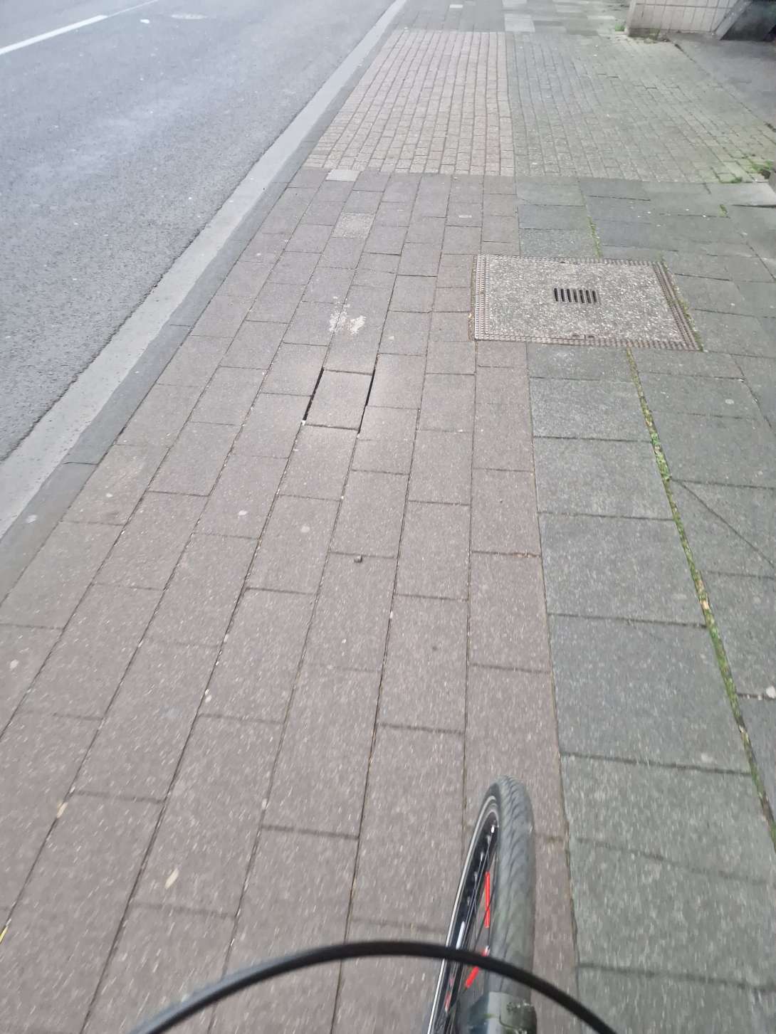 Bild zu gemeldetem Anliegen vom *2025-03-31 23:20:52
