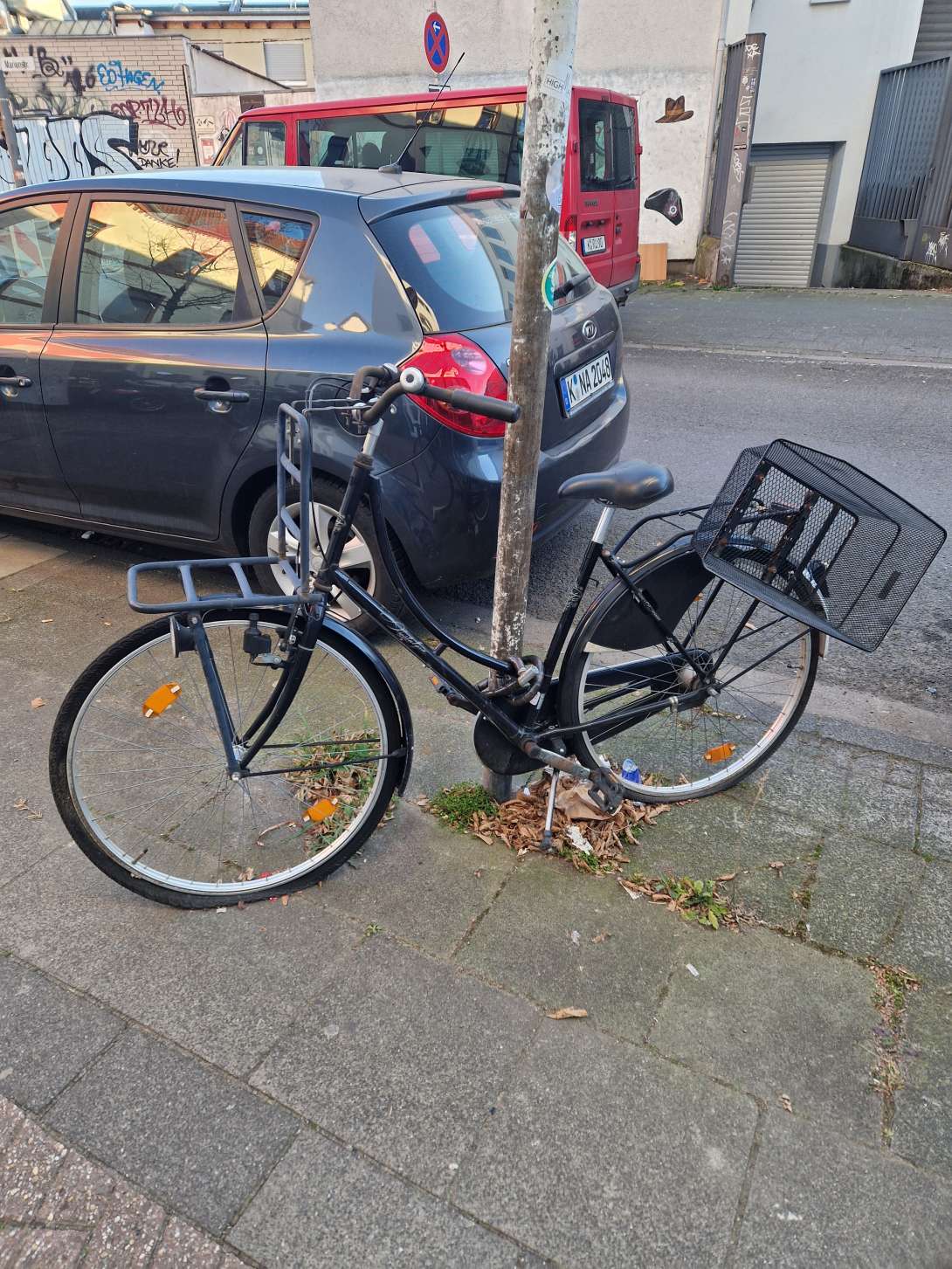 Bild zu gemeldetem Anliegen vom *2025-03-18 17:53:51