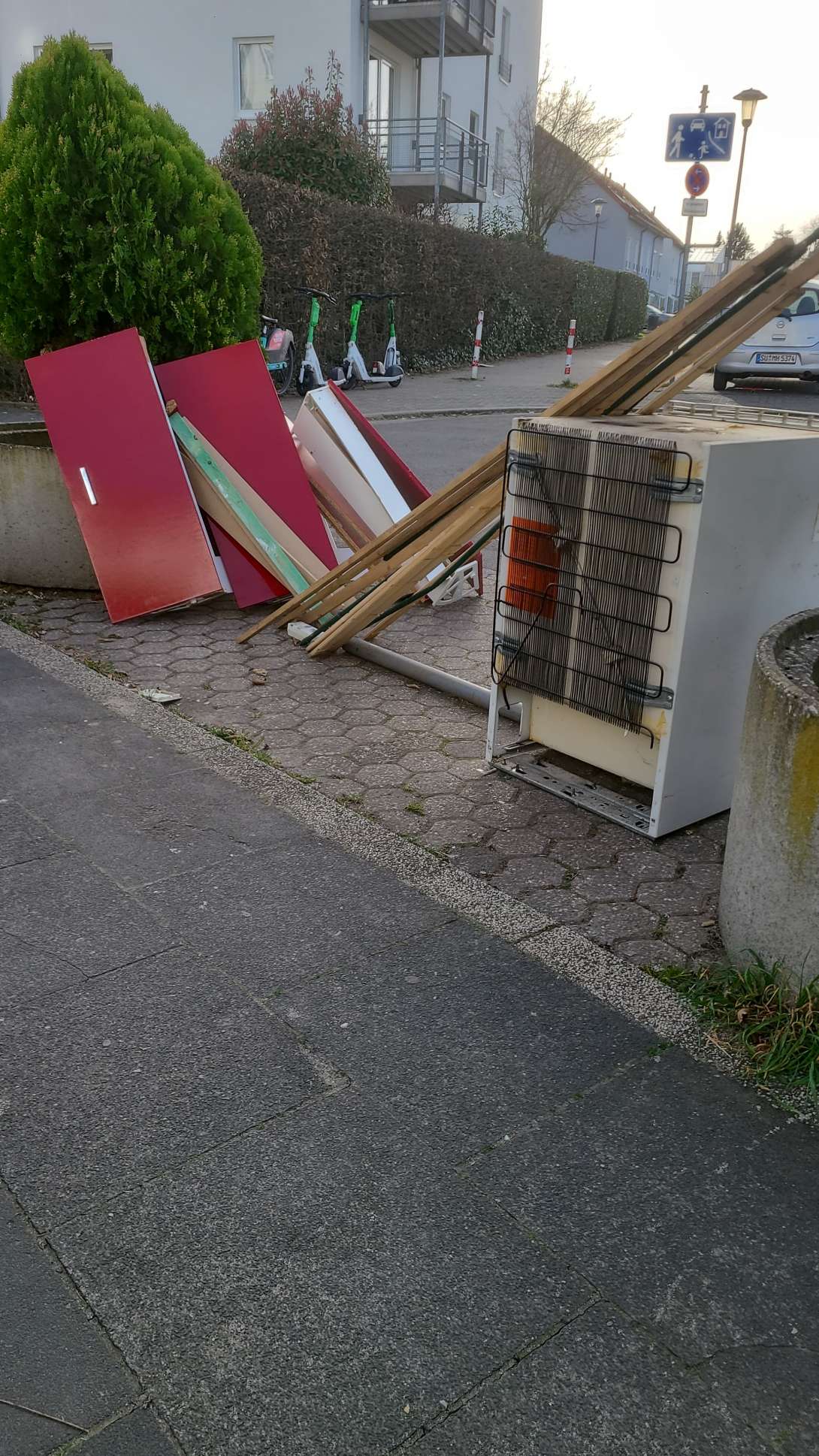 Bild zu gemeldetem Anliegen vom *2025-03-21 21:08:22