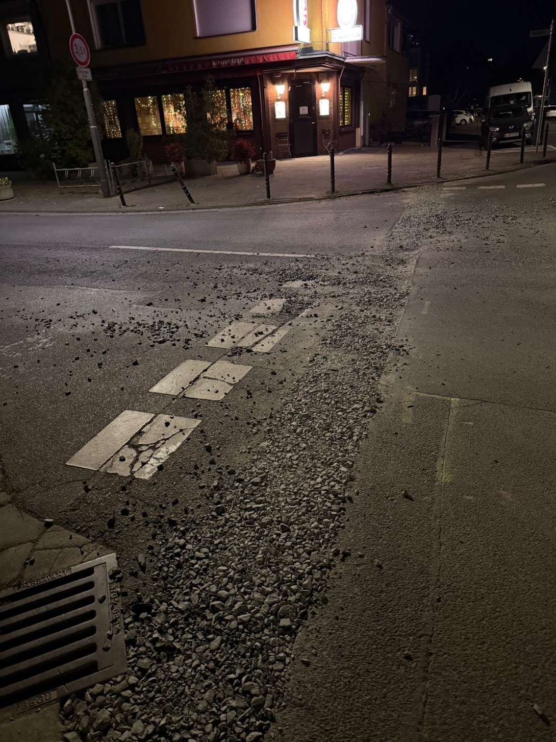 Bild zu gemeldetem Anliegen vom *2025-03-18 22:18:49