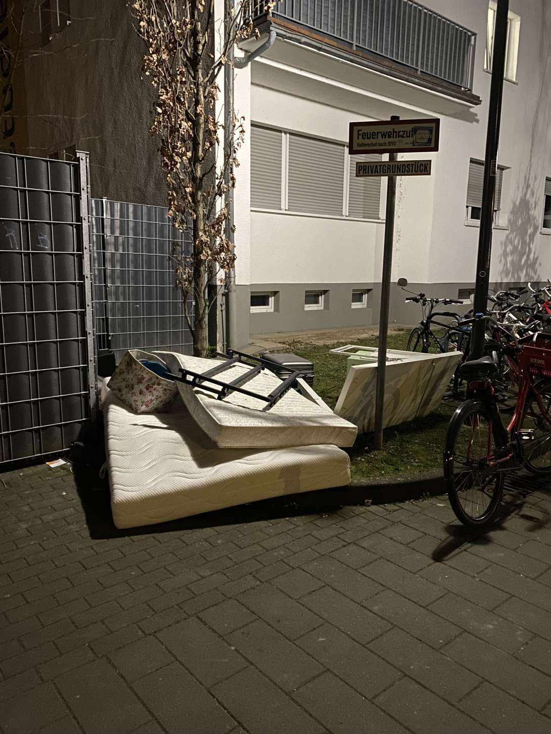 Bild zu gemeldetem Anliegen vom *2025-03-10 15:30:22