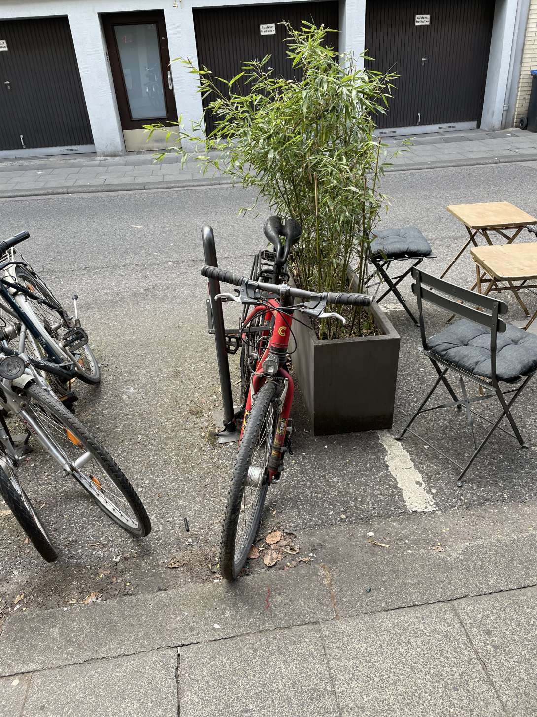 Rotes Fahrrad