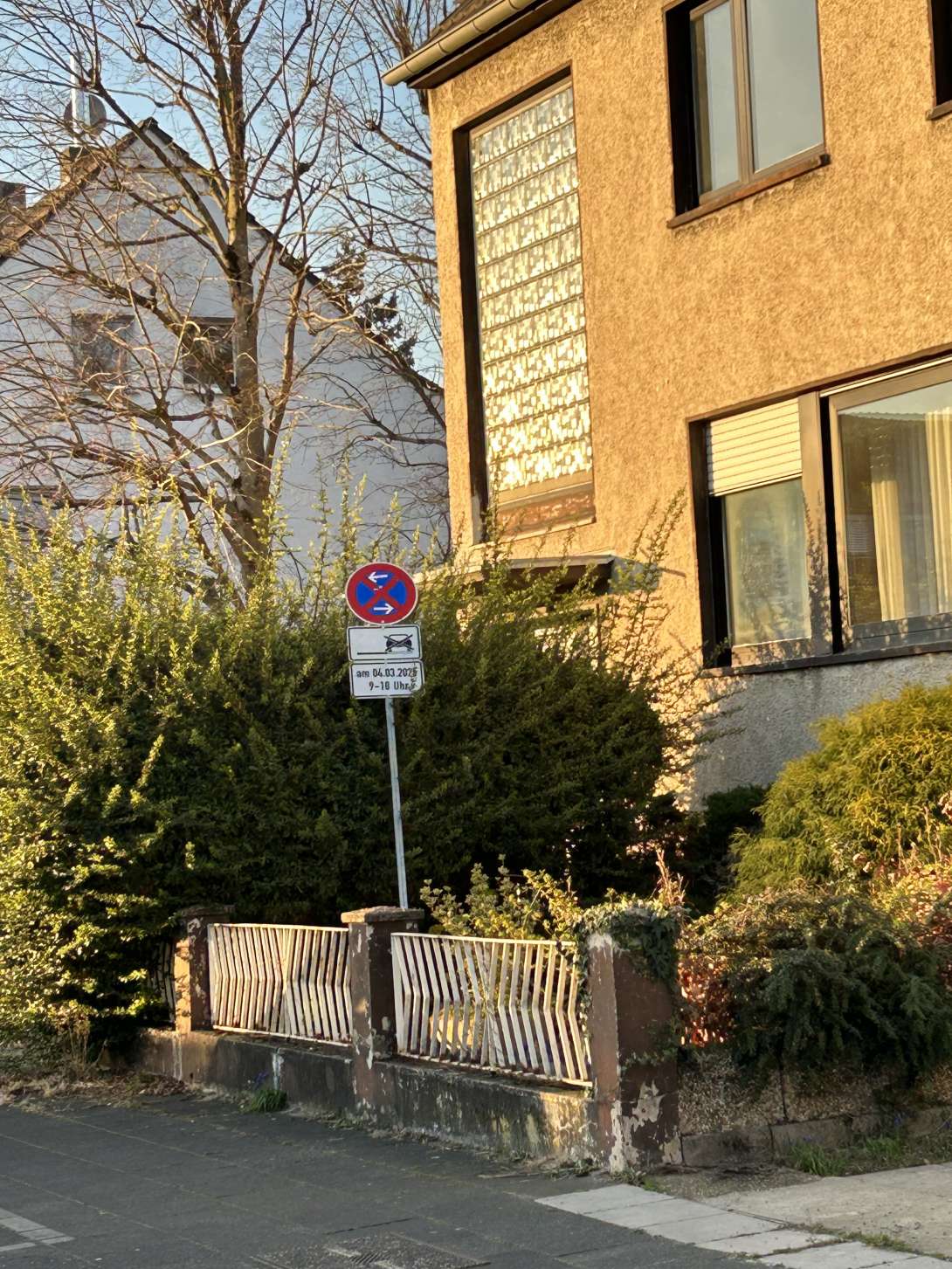 Bild zu gemeldetem Anliegen vom *2025-03-29 18:24:01