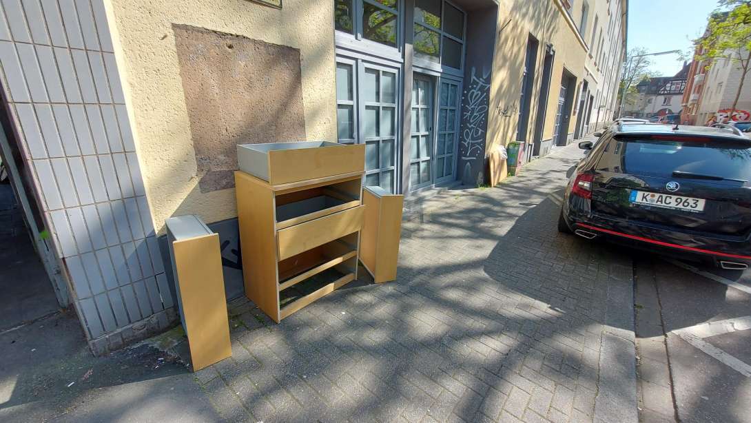 Bild zu gemeldetem Anliegen vom *2025-04-30 19:38:32