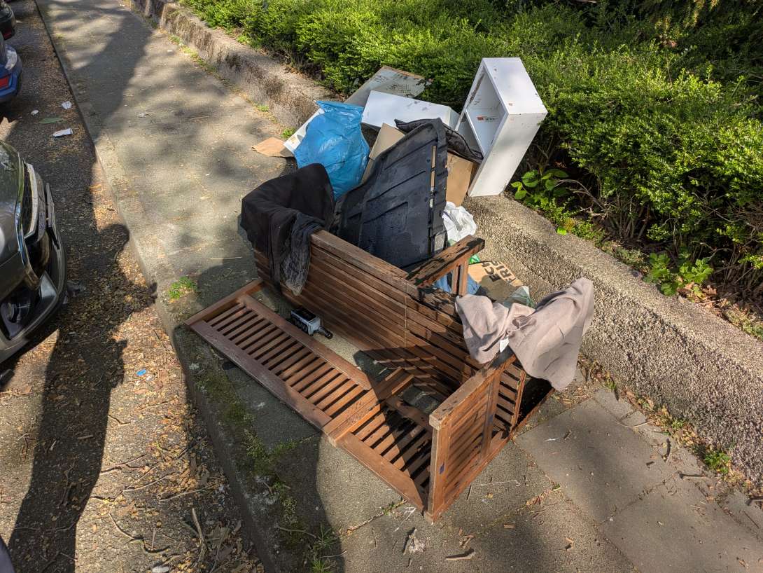 Bild zu gemeldetem Anliegen vom *2025-04-12 10:06:14