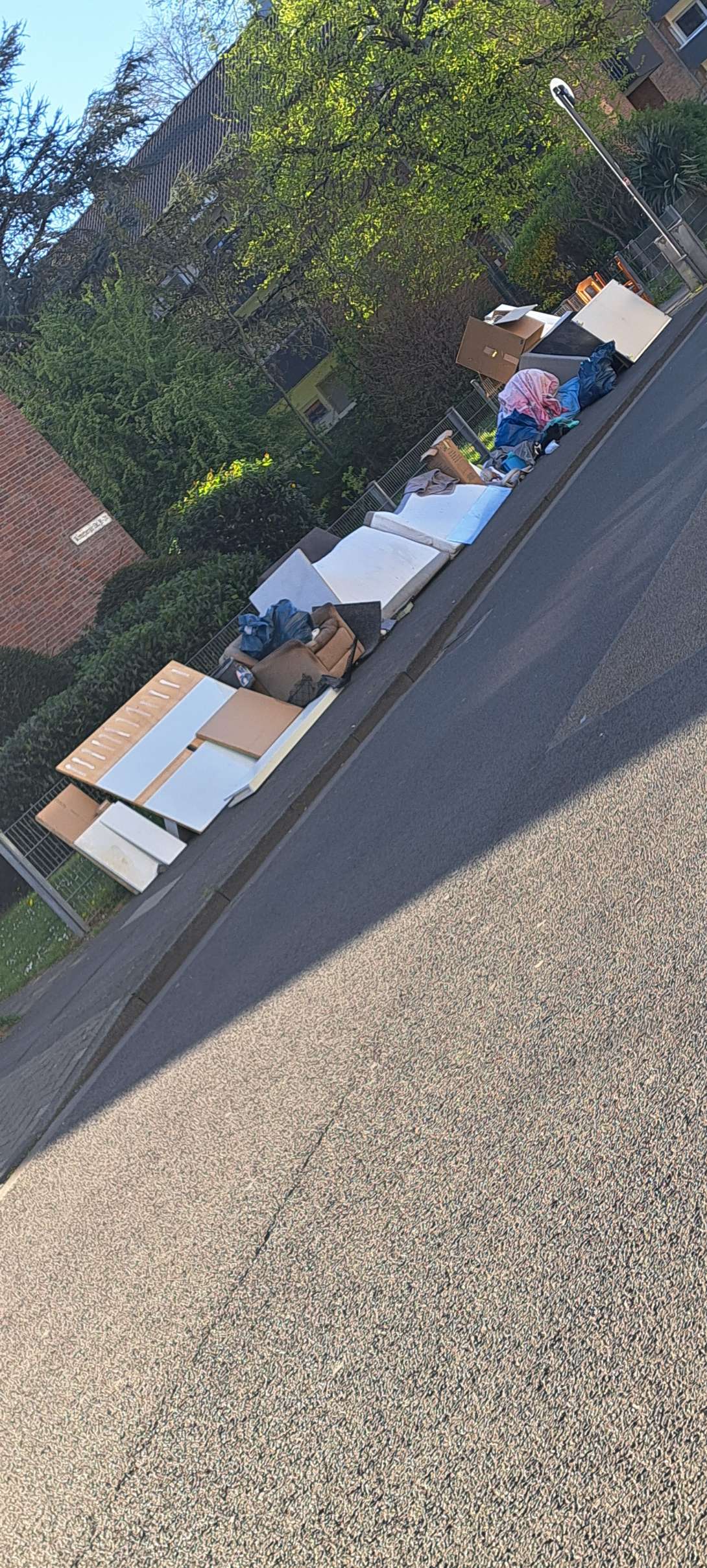 Bild zu gemeldetem Anliegen vom *2025-04-10 11:43:28