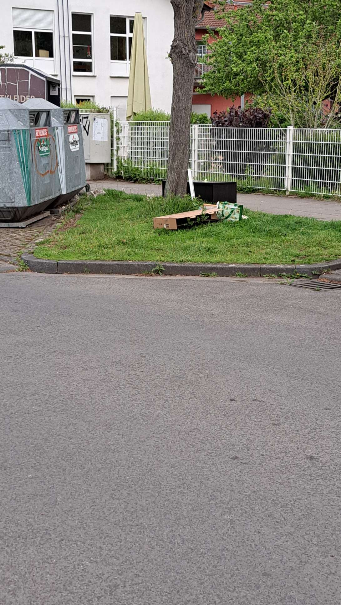 Bild zu gemeldetem Anliegen vom *2025-04-22 10:12:42