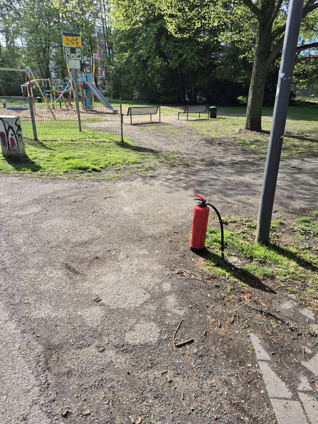 Bild zu gemeldetem Anliegen vom *2025-04-19 10:26:12