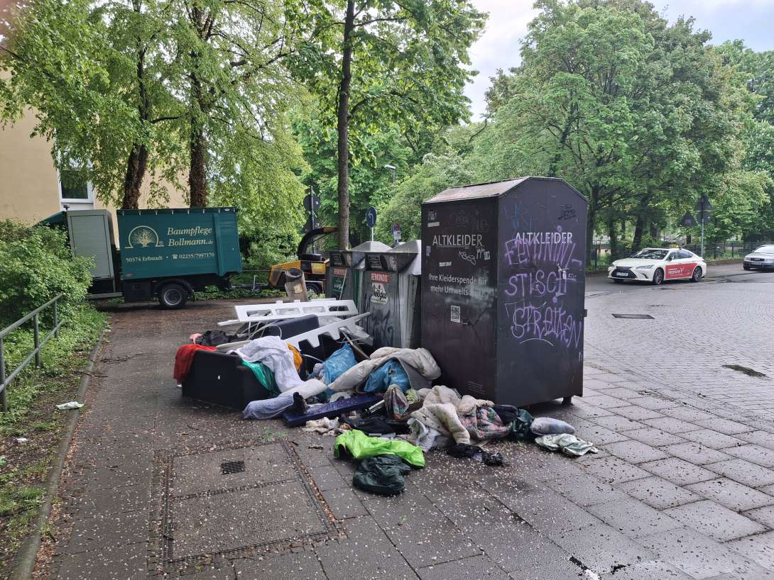 Bild zu gemeldetem Anliegen vom *2025-04-23 14:47:07