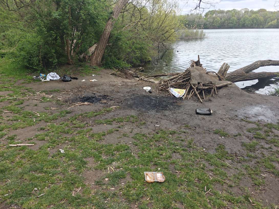 Bild zu gemeldetem Anliegen vom *2025-04-13 14:05:22