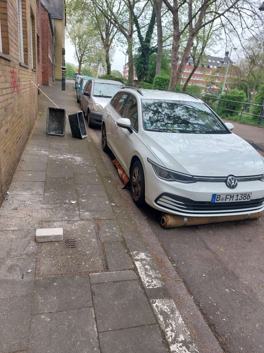 Bild zu gemeldetem Anliegen vom *2025-04-18 15:43:11