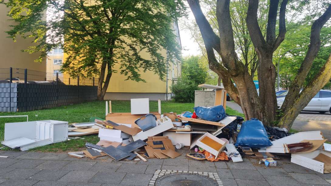 Bild zu gemeldetem Anliegen vom *2025-04-22 19:23:58