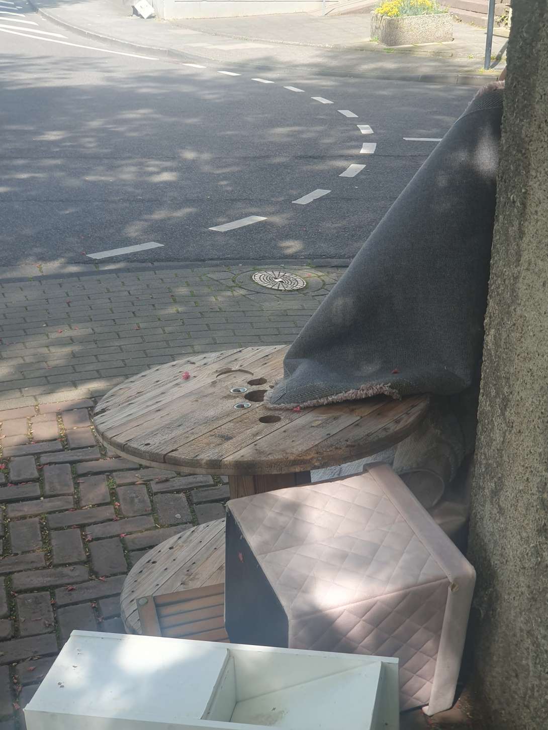 Bild zu gemeldetem Anliegen vom *2025-04-28 15:01:05