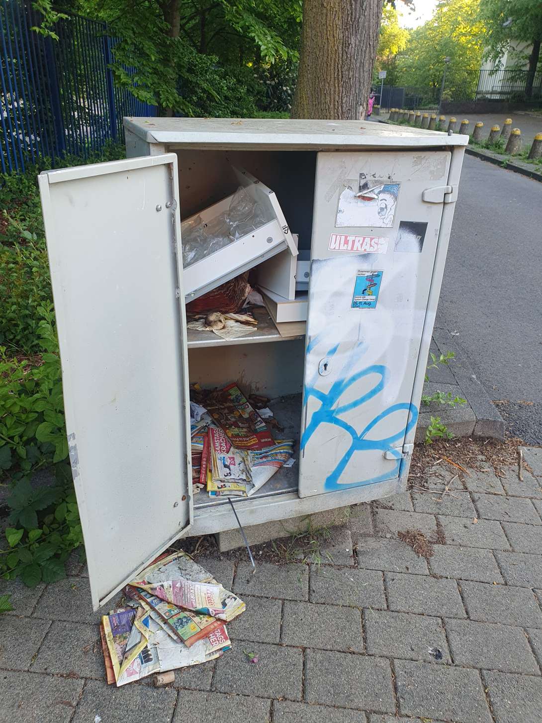 Bild zu gemeldetem Anliegen vom *2025-04-29 11:11:07