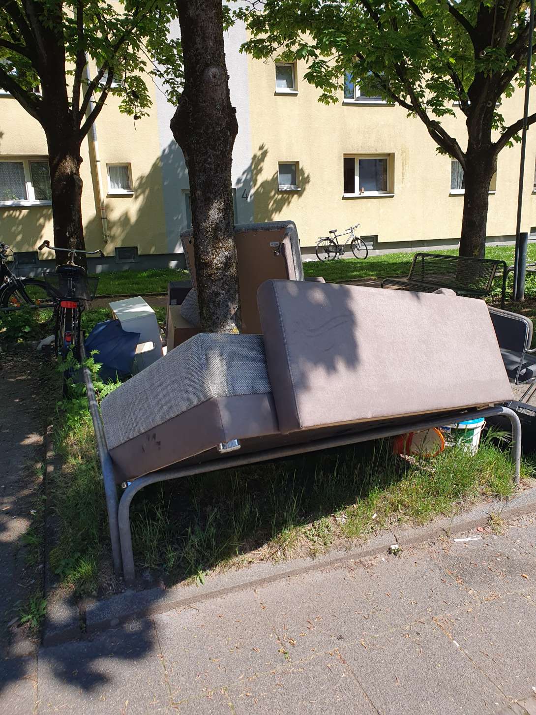 Bild zu gemeldetem Anliegen vom *2025-04-29 10:42:21