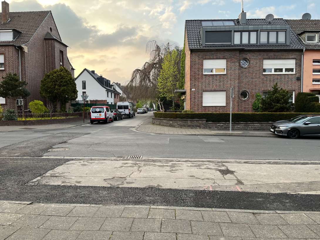 Bild zu gemeldetem Anliegen vom *2025-04-13 19:53:47