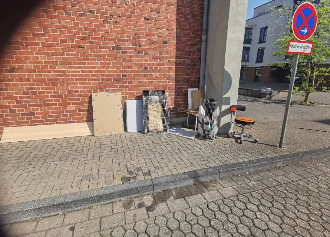 Bild zu gemeldetem Anliegen vom *2025-04-15 10:10:57