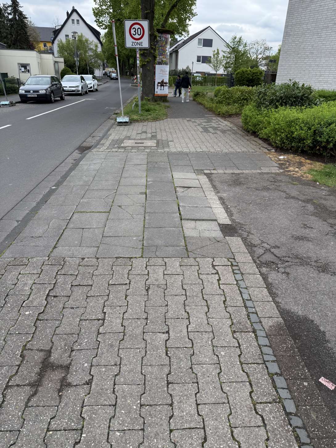 Bild zu gemeldetem Anliegen vom *2025-04-18 19:05:35