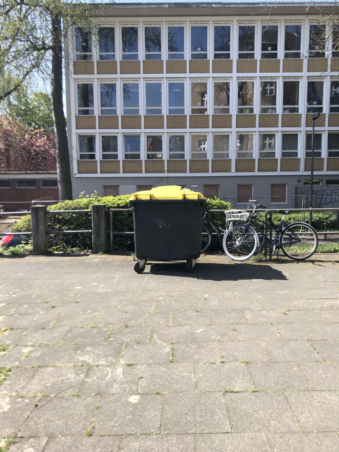 Bild zu gemeldetem Anliegen vom *2025-04-11 15:48:41