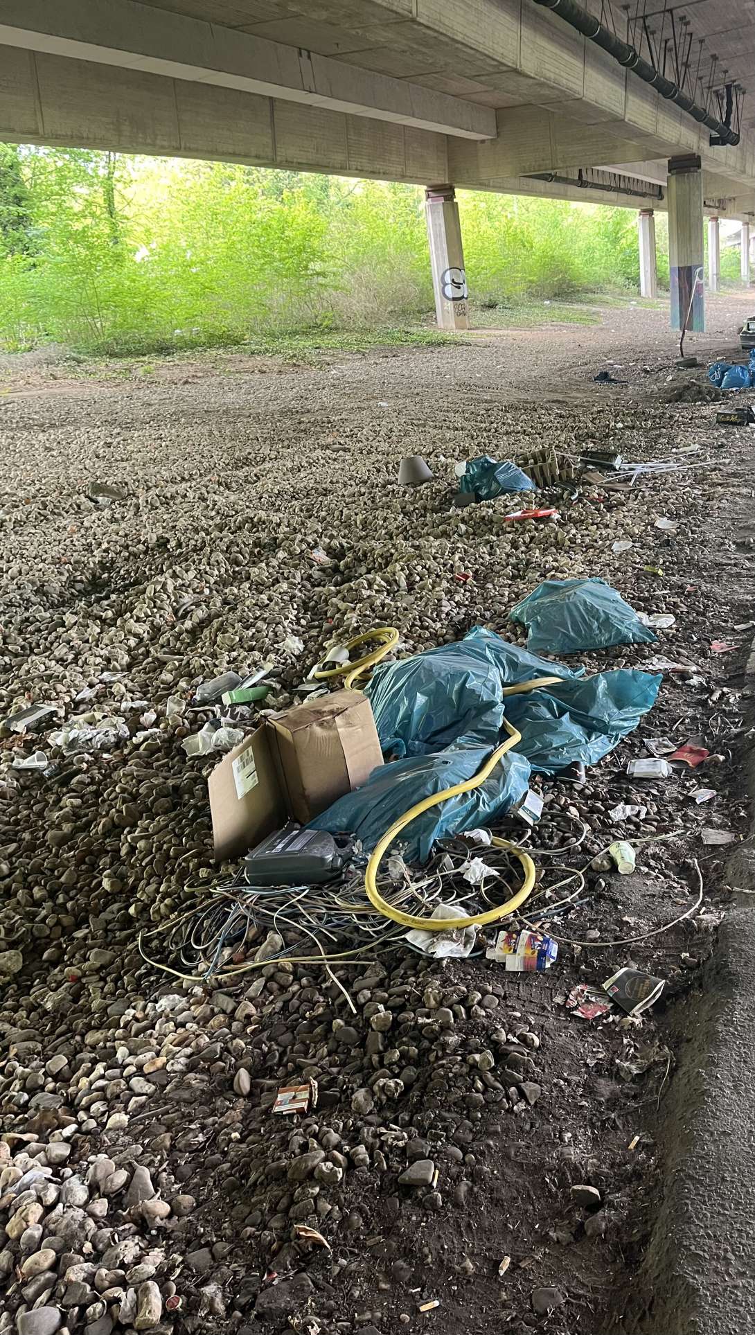 Bild zu gemeldetem Anliegen vom *2025-04-18 17:12:09